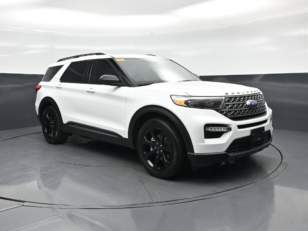 Certified 2021 Ford Explorer XLT w/ Equipment Group 202A RWD image 50