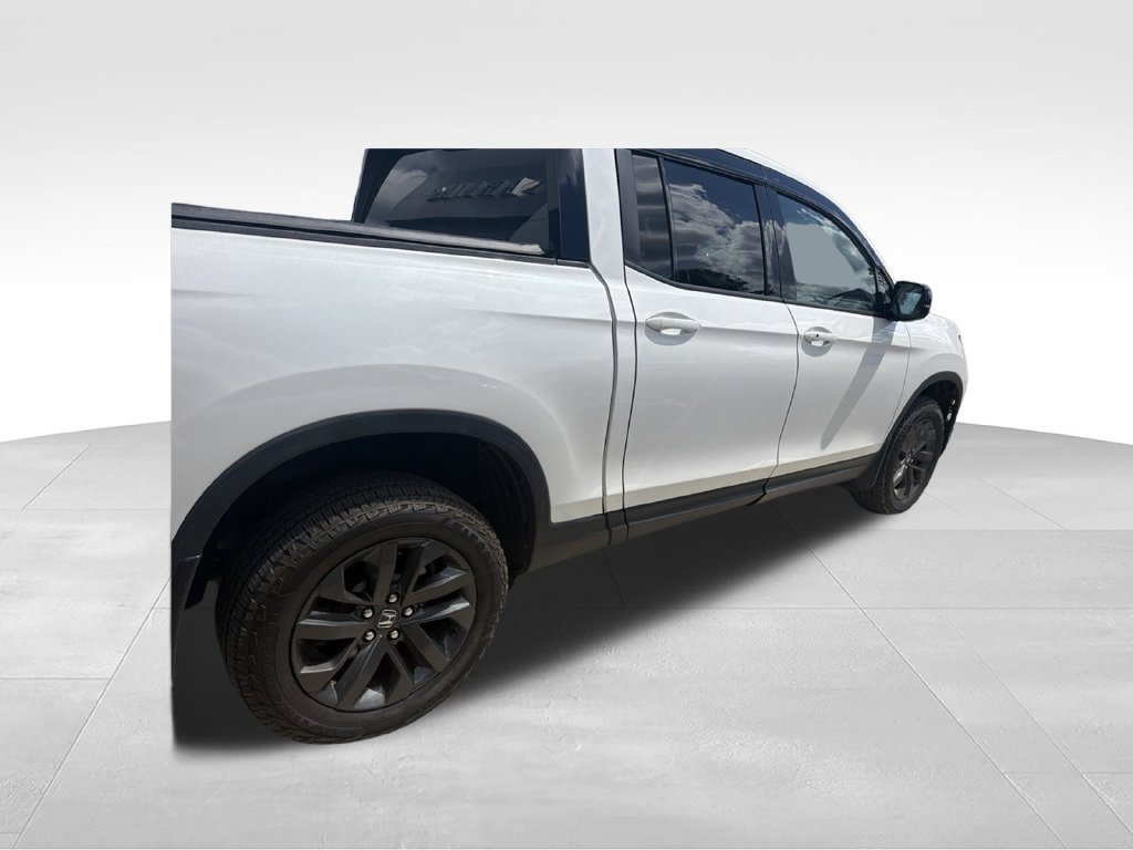 Used 2024 Honda Ridgeline Sport image 16