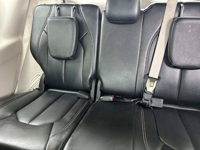 Used 2023 Chrysler Pacifica Touring-L FWD image 18