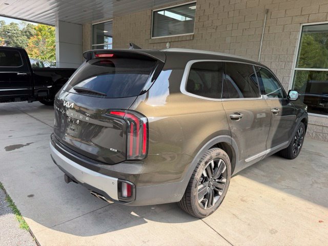 Used 2024 Kia Telluride SX w/ Towing Package AWD/4WD image 5