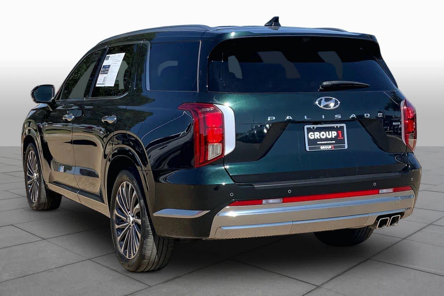 Used 2025 Hyundai Palisade Calligraphy AWD/4WD image 12