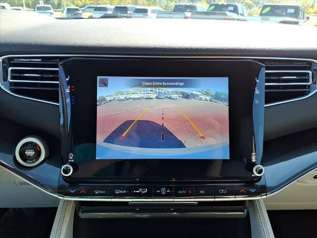 Used 2024 Jeep Wagoneer L 4WD image 15