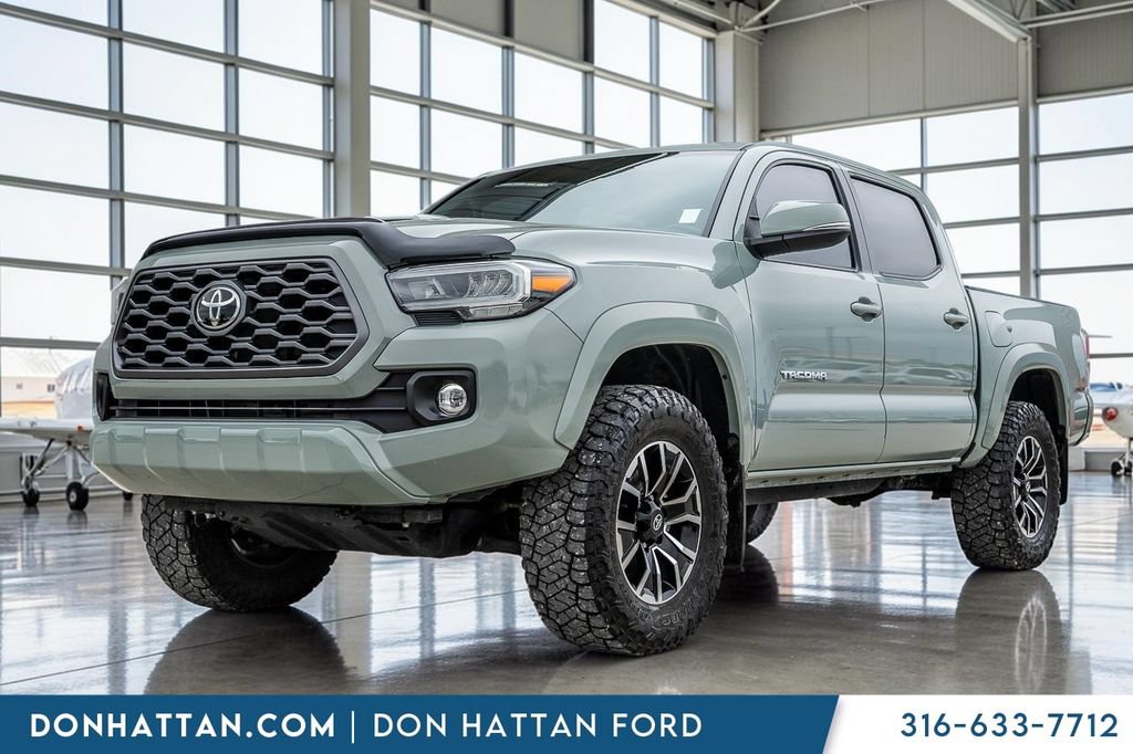 Used 2023 Toyota Tacoma TRD Sport w/ Technology Package AWD/4WD image 1