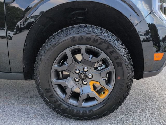 Certified 2025 Ford Maverick Tremor AWD/4WD image 12