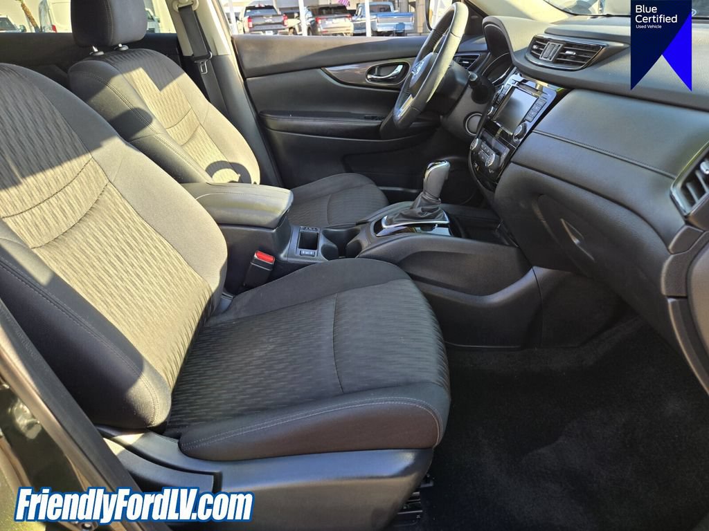 Used 2019 Nissan Rogue SV FWD image 19