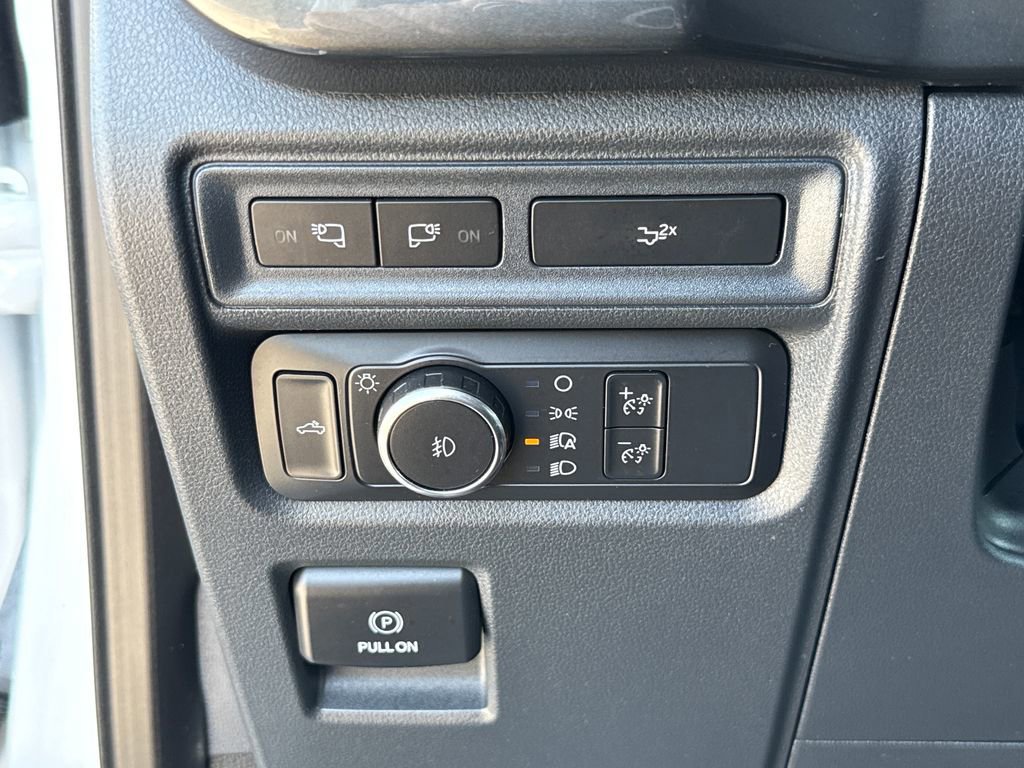 Certified 2022 Ford F150 XLT w/ Equipment Group 302A High image 16