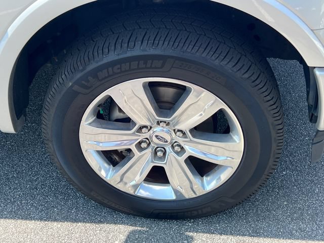Certified 2019 Ford F150 Platinum w/ Equipment Group 701A Luxury AWD/4WD image 16