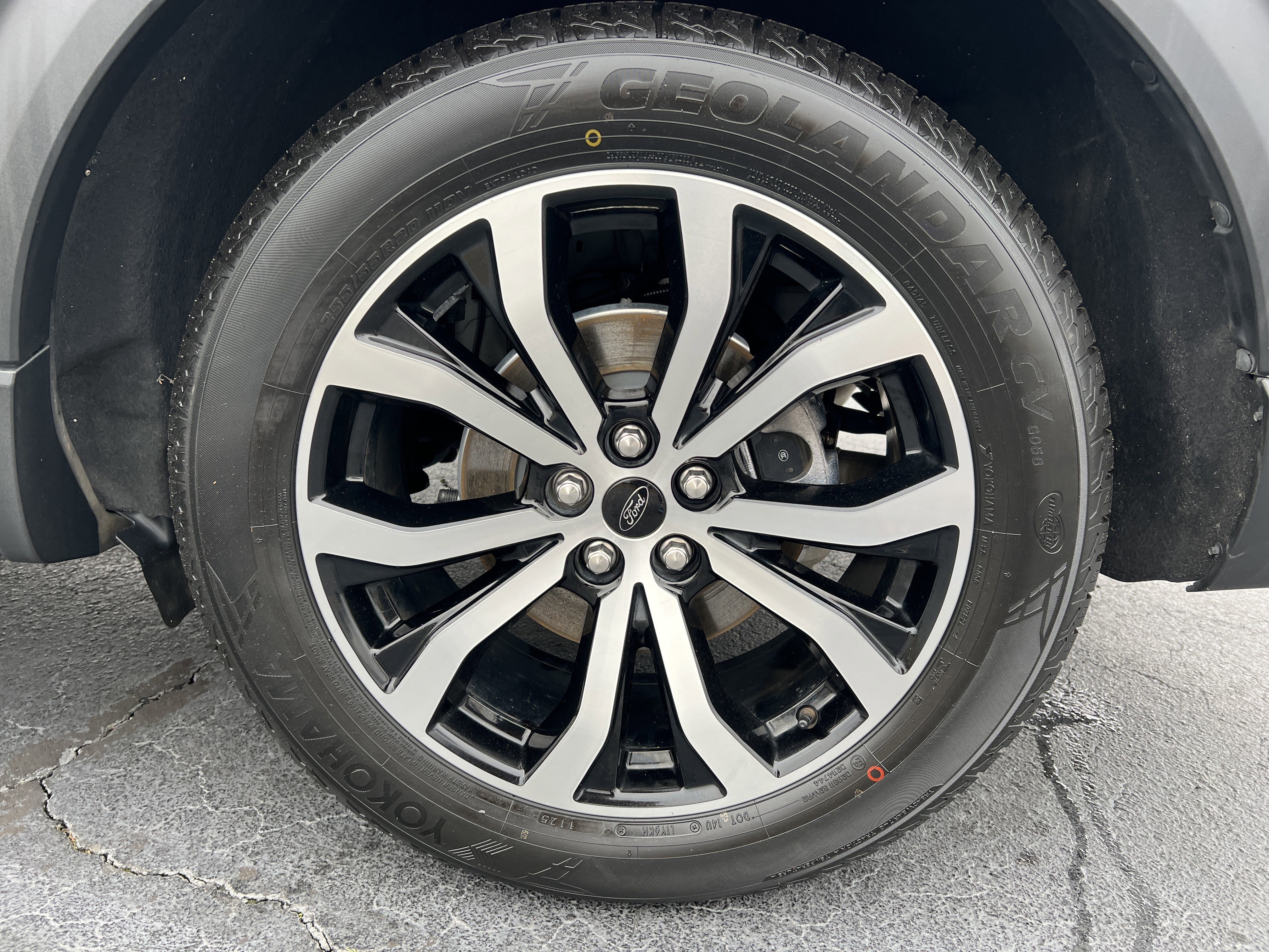 Certified 2023 Ford Explorer ST-Line w/ Class IV Trailer Tow Package image 23