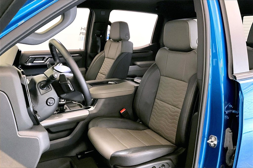 Used 2022 Chevrolet Silverado 1500 ZR2 w/ Technology Package image 22