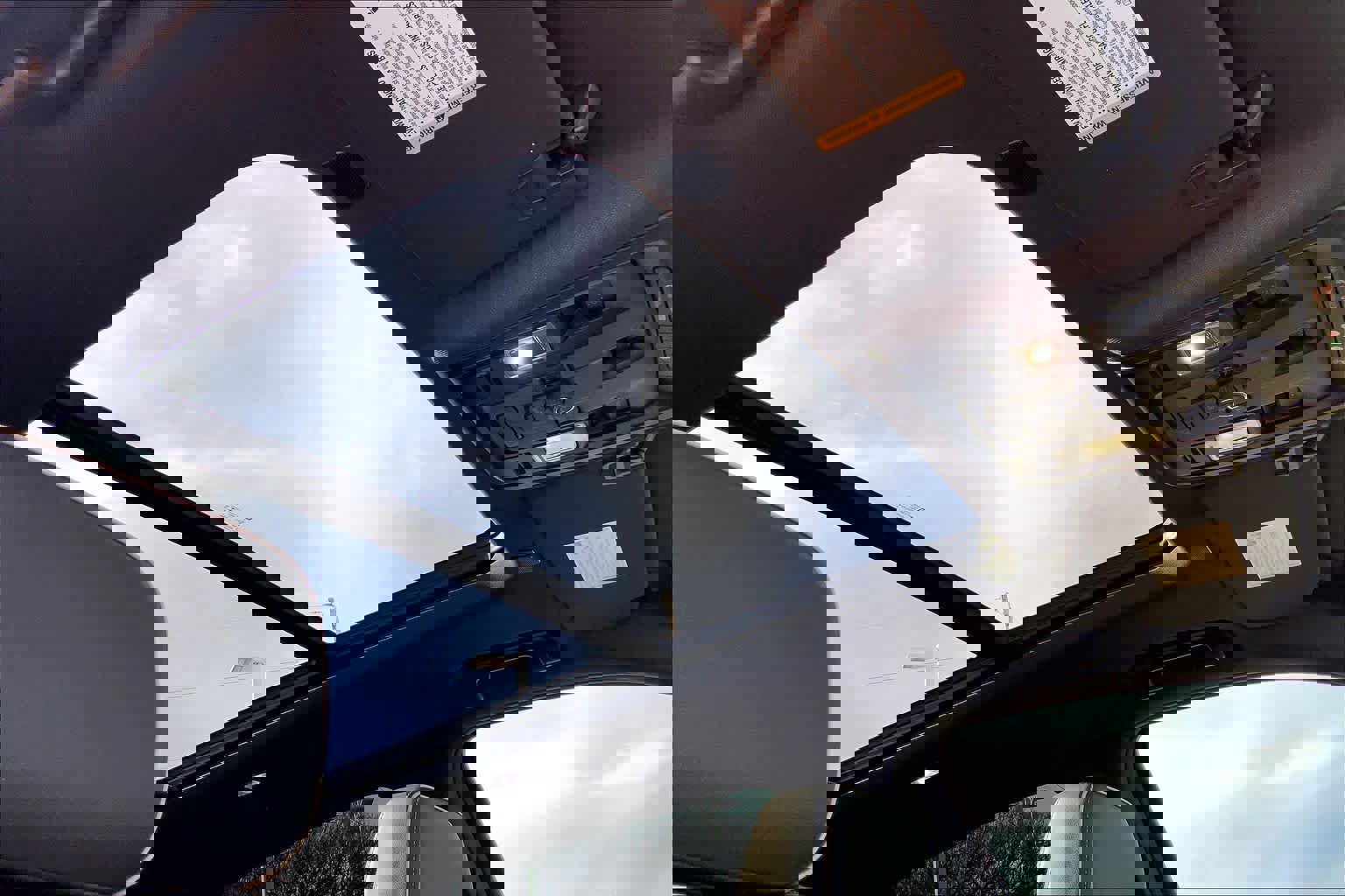 Used 2021 GMC Yukon XL SLT w/ SLT Premium Package image 13