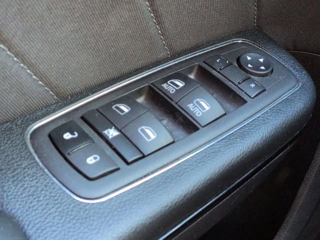 Used 2023 Dodge Charger SXT w/ Blacktop Package image 28