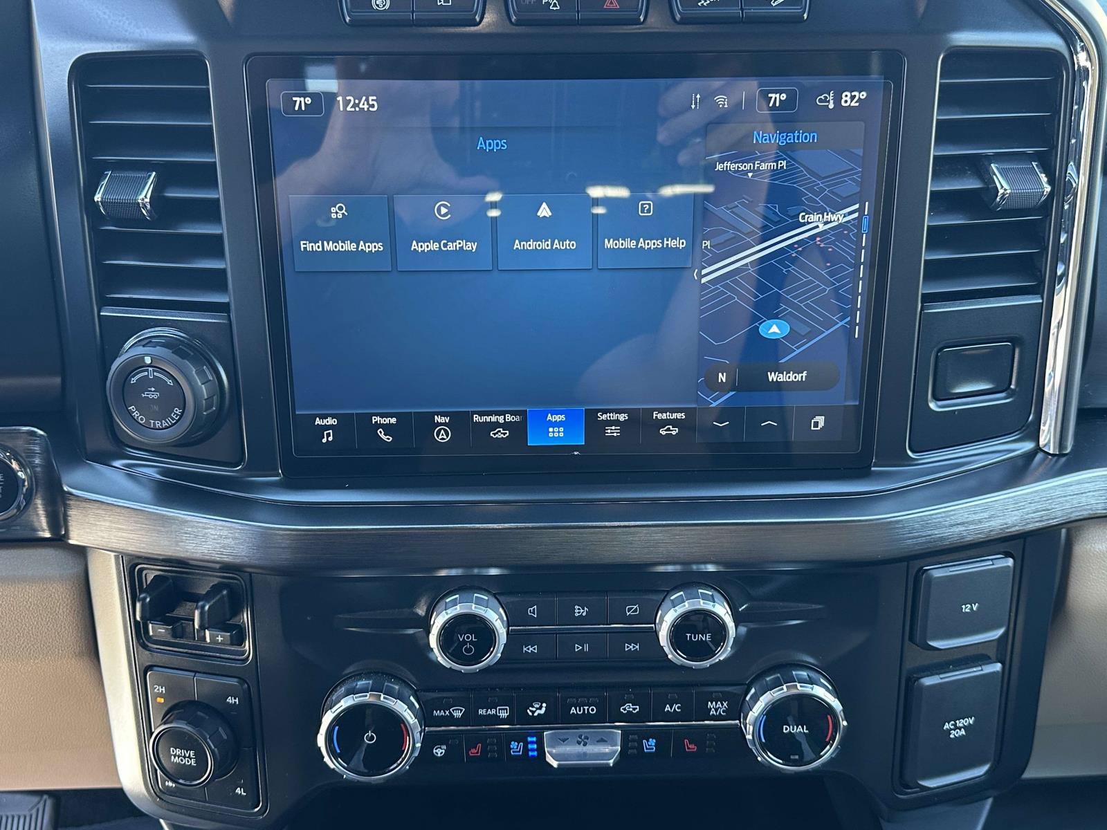 Certified 2024 Ford F250 Lariat w/ Lariat Ultimate Package AWD/4WD image 11