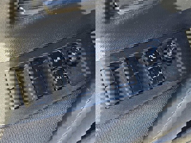 Used 2024 Toyota Corolla LE image 13