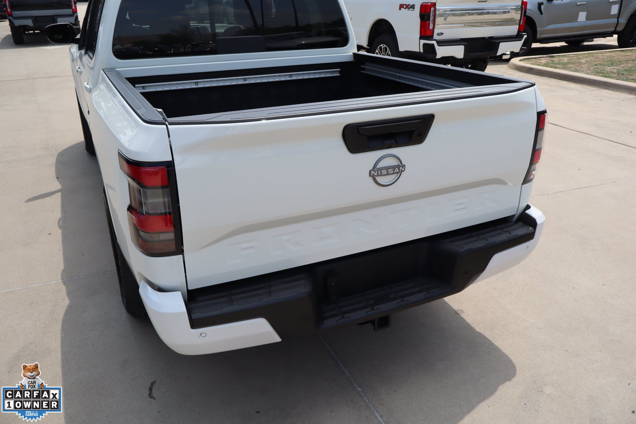 Used 2025 Nissan Frontier SV w/ SV Convenience Package RWD image 28