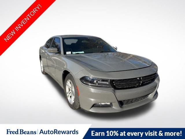 Used 2019 Dodge Charger SXT image 1