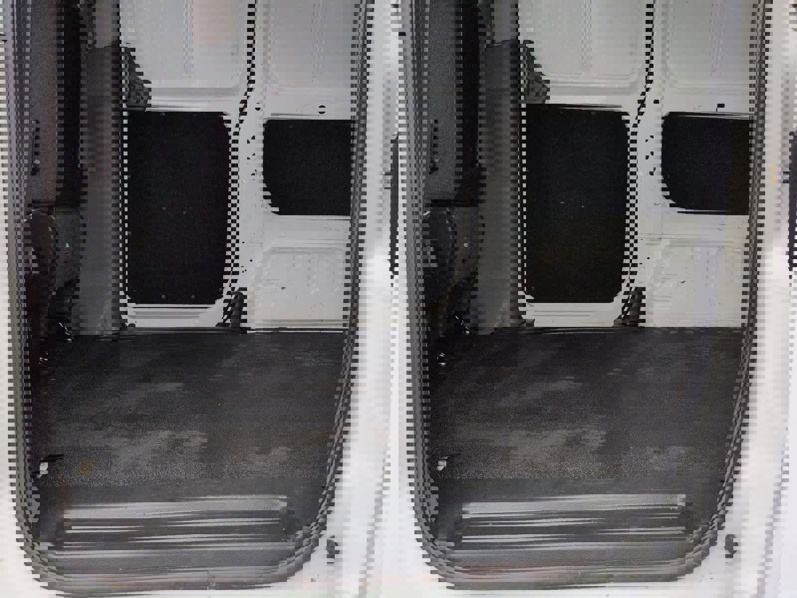 Used 2017 Nissan NV200 S w/ Back Door Glass Package image 20