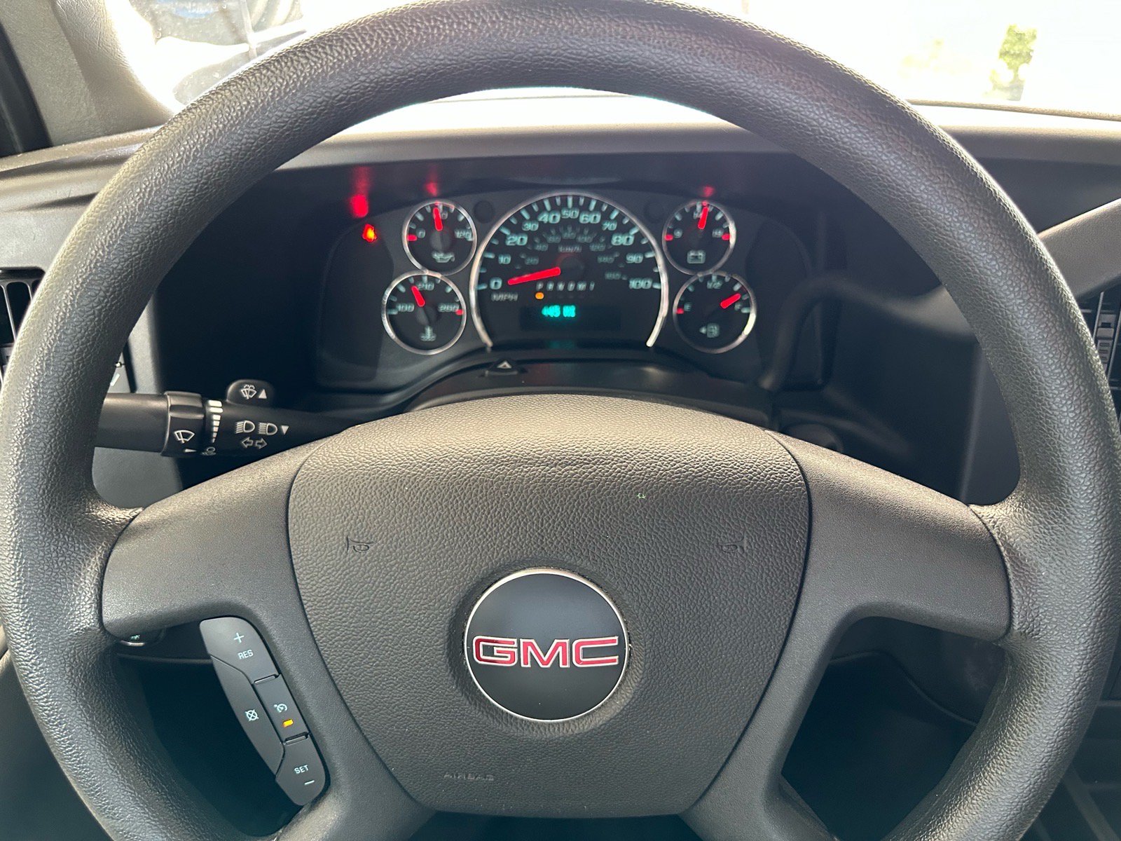 Used 2025 GMC Savana 2500 w/ Driver Convenience Package RWD image 25