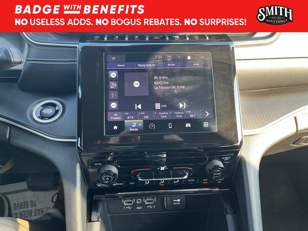 Used 2023 Jeep Grand Cherokee L Laredo image 19