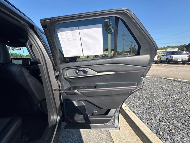 Certified 2025 Ford Explorer ST-Line AWD/4WD image 23