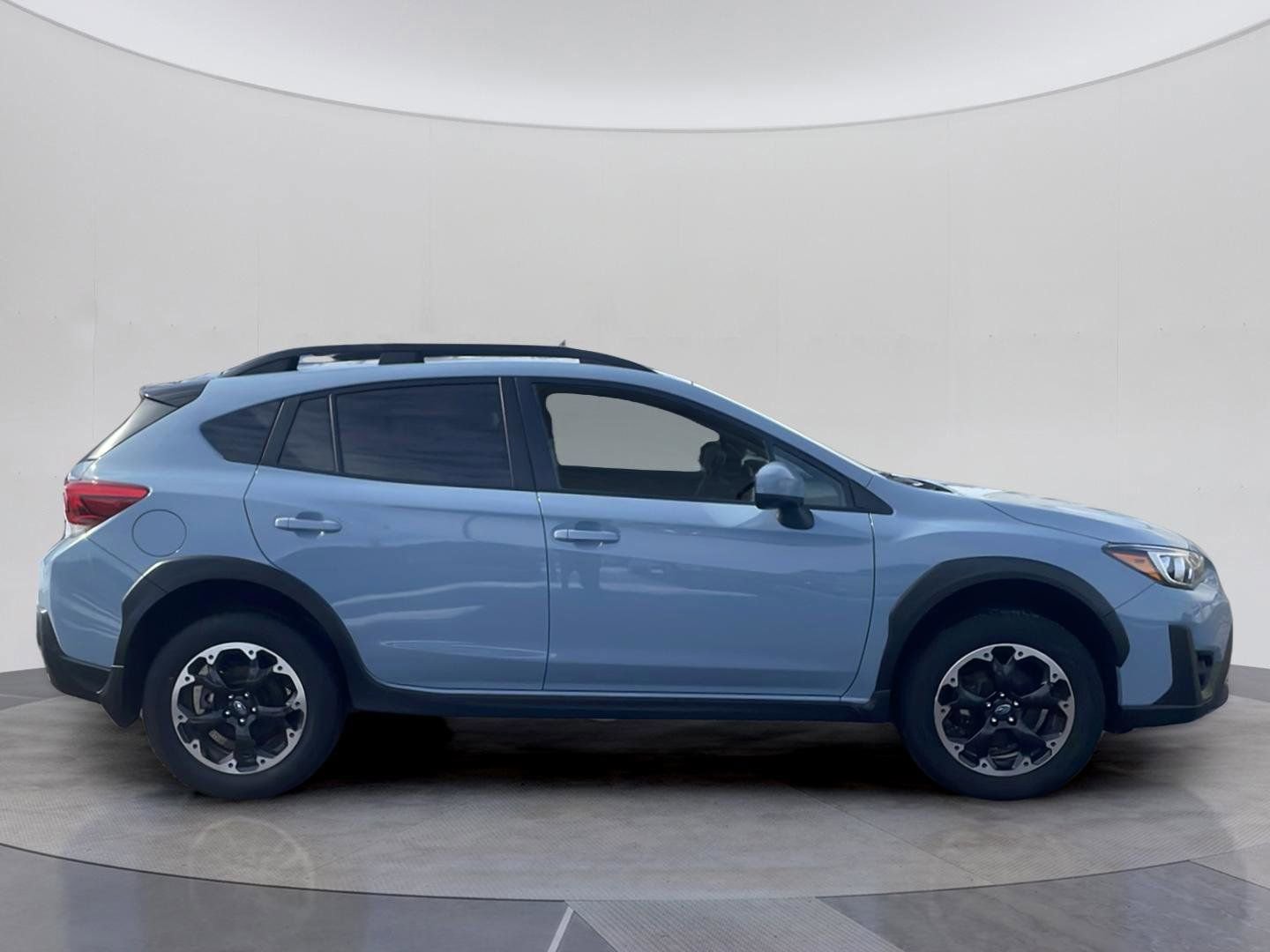 Used 2023 Subaru Crosstrek 2.0i Premium image 8
