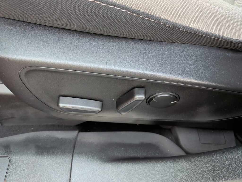 Certified 2022 Ford Escape SE w/ SE Sport Appearance Package AWD/4WD image 19