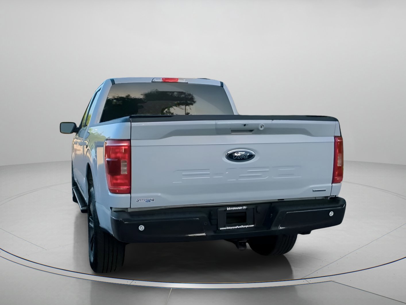 Certified 2022 Ford F150 XLT w/ Equipment Group 302A High image 16