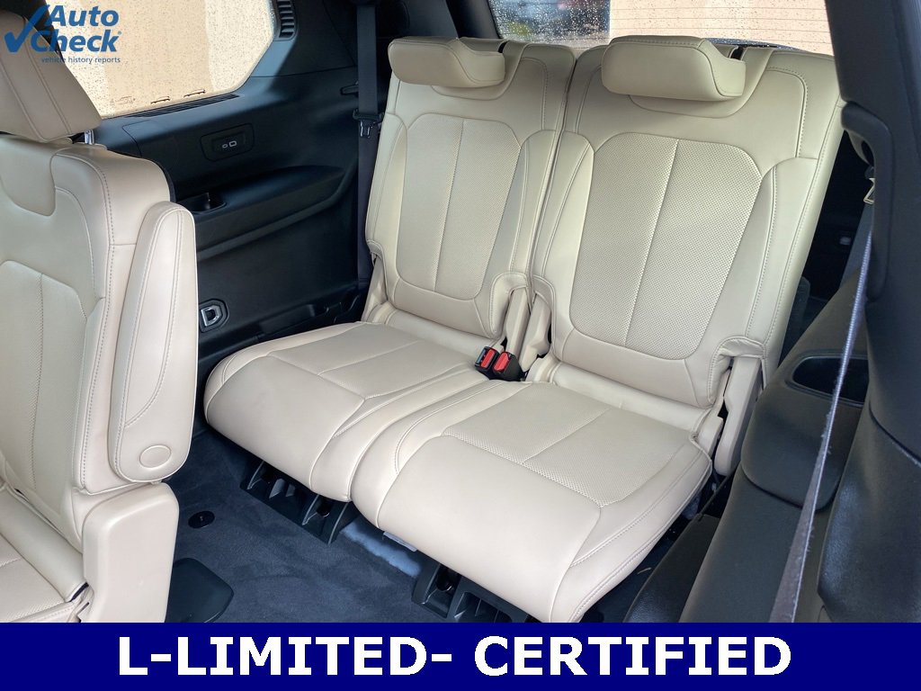 Used 2023 Jeep Grand Cherokee L Limited w/ Luxury Tech Group II image 23