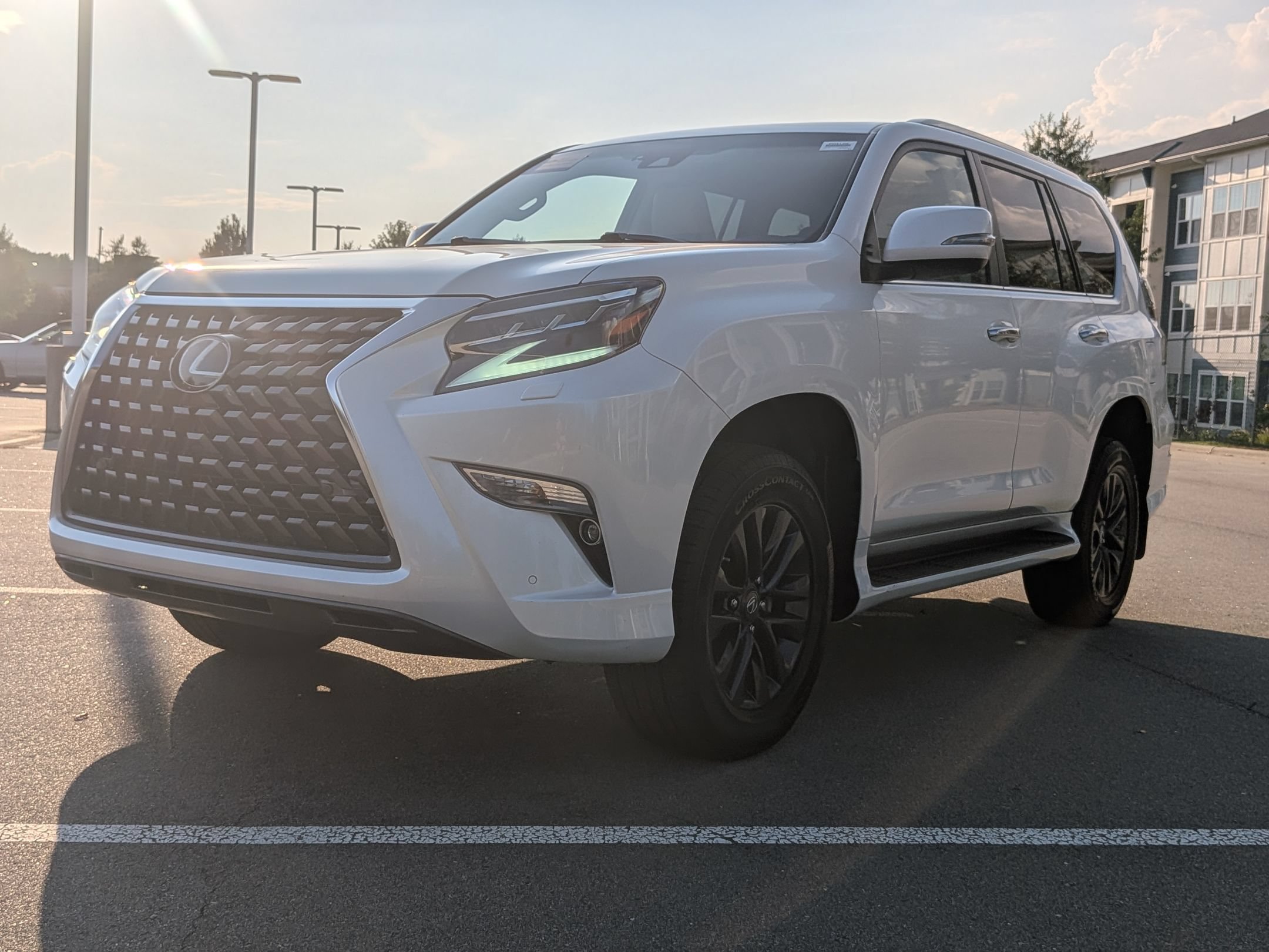 Used 2023 Lexus GX 460 Premium w/ Premium Package AWD/4WD image 8