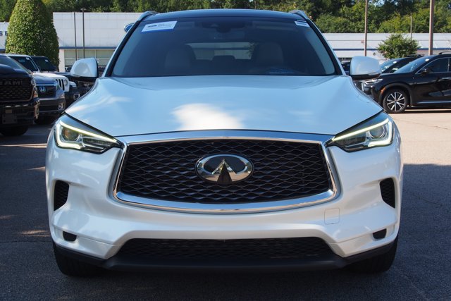 Used 2023 INFINITI QX50 Luxe FWD image 2