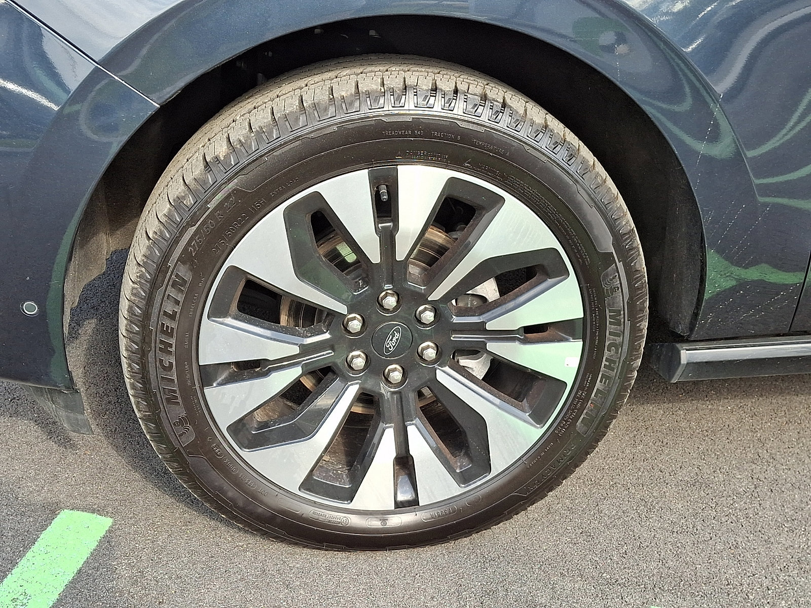 Certified 2025 Ford Expedition Platinum w/ Driver's Package AWD/4WD image 9