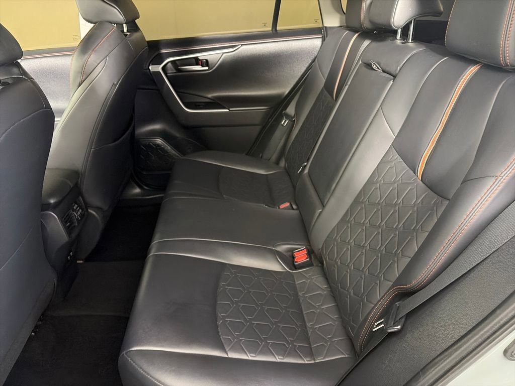 Used 2020 Toyota RAV4 Adventure image 13