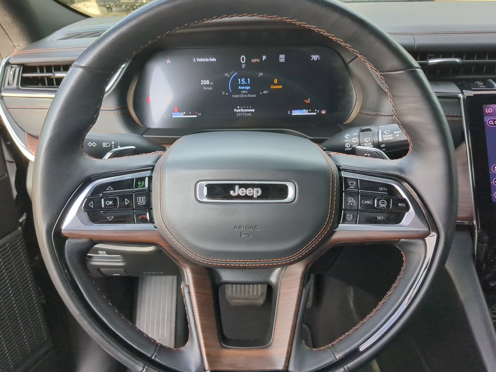 Used 2025 Jeep Grand Cherokee Summit w/ Obsidian Package AWD/4WD image 69