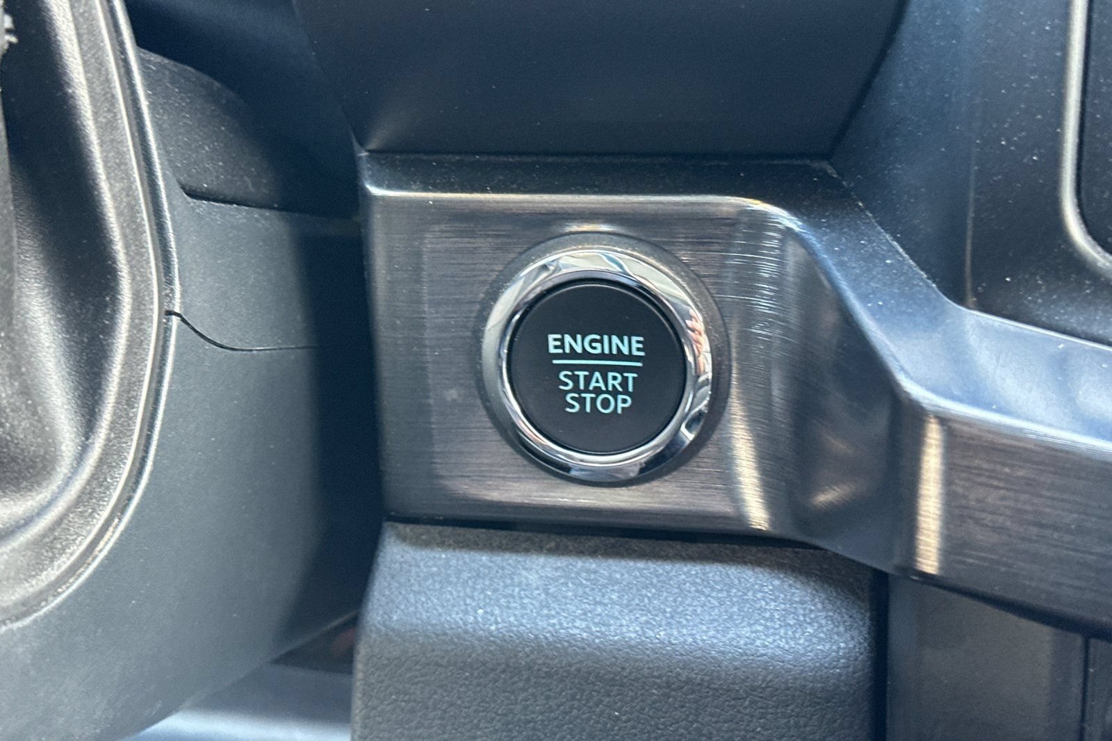 Certified 2024 Ford F250 Lariat AWD/4WD image 23