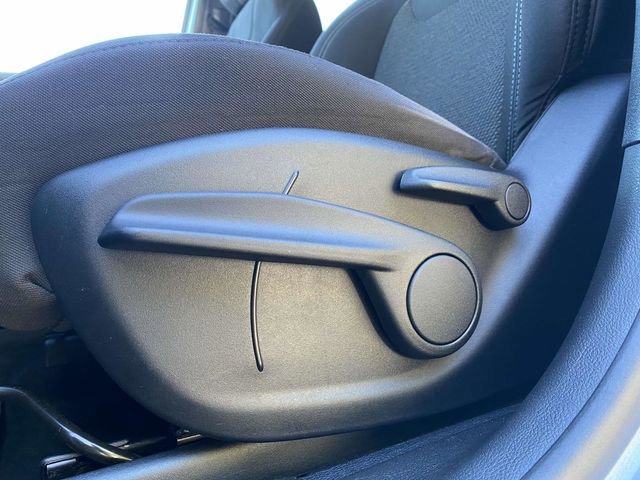 Used 2020 Jeep Cherokee Latitude image 17