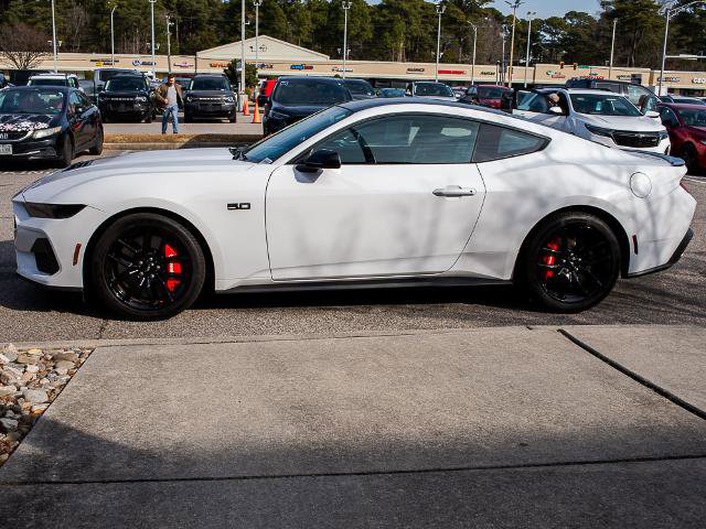 Certified 2024 Ford Mustang GT image 3