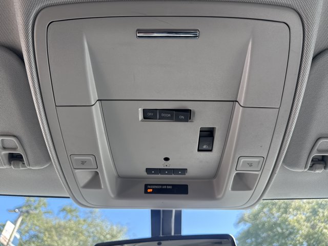 Used 2018 Chevrolet Silverado 1500 LTZ AWD/4WD image 30