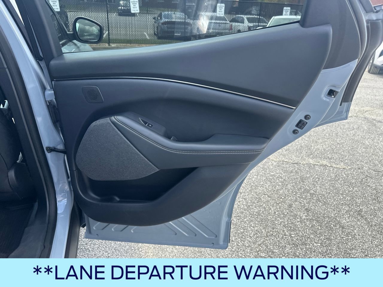 Certified 2025 Ford Mustang Mach-E Premium image 19