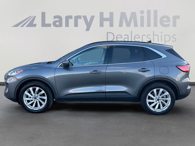 Certified 2022 Ford Escape Titanium w/ Titanium Elite Package image 2