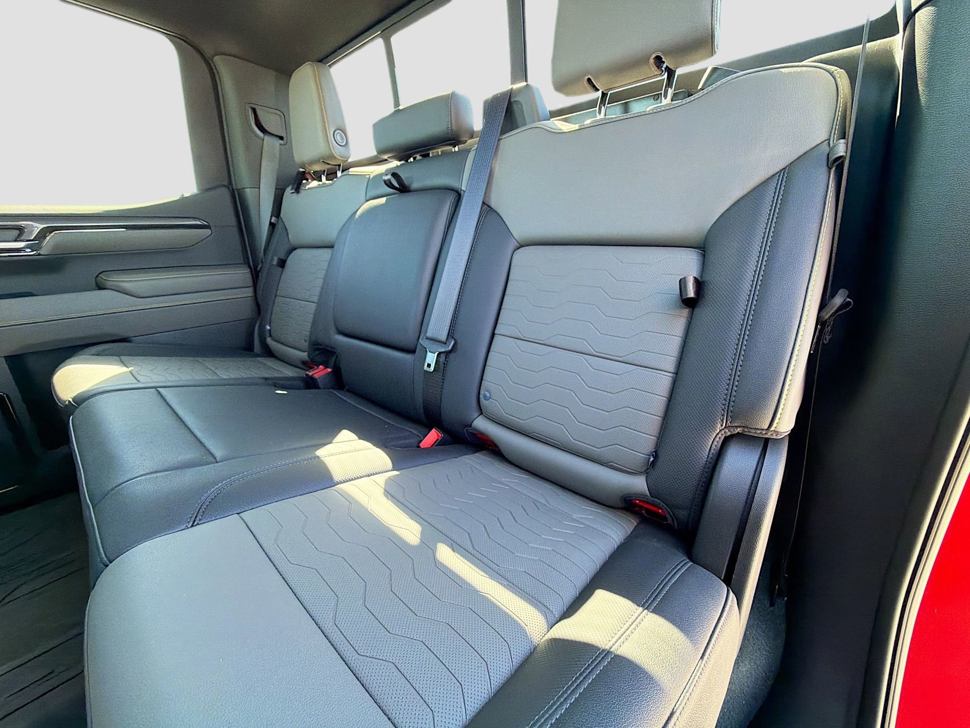 Used 2023 Chevrolet Silverado 1500 ZR2 w/ Technology Package image 30