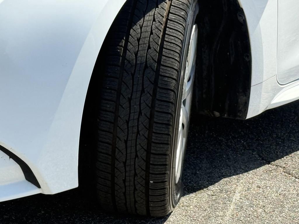 Used 2023 Toyota Corolla LE image 24