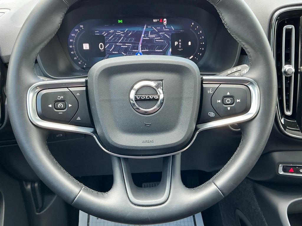 Used 2026 Volvo XC40 B5 Plus AWD/4WD image 48