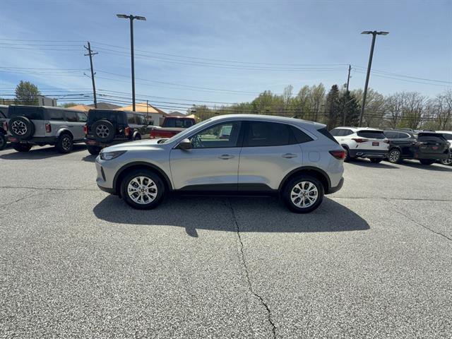 Certified 2023 Ford Escape Active AWD/4WD image 2
