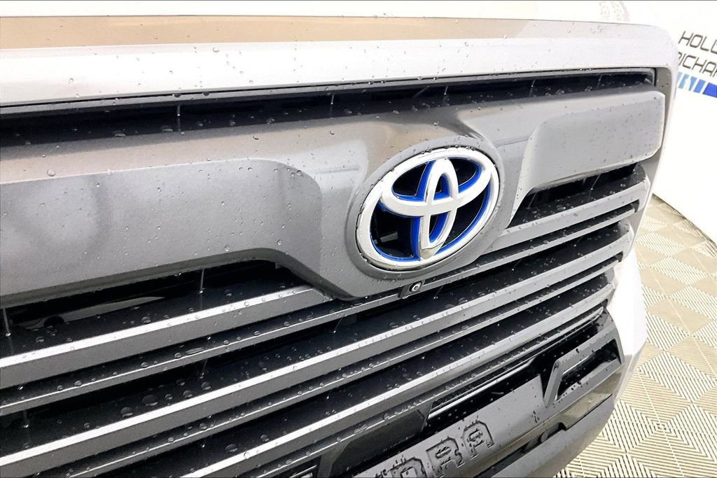 Used 2023 Toyota Tundra Limited RWD image 23