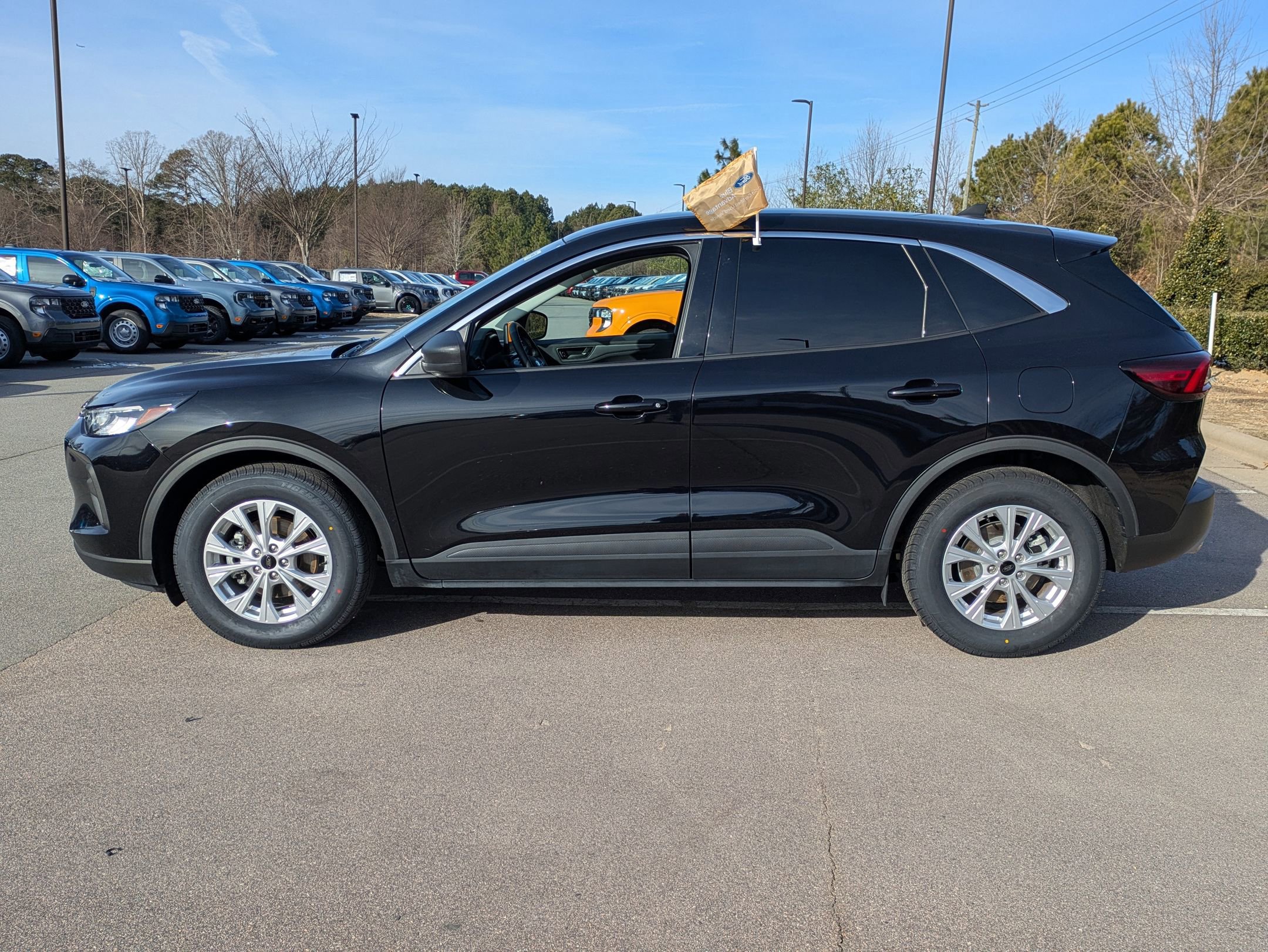 Certified 2024 Ford Escape Active w/ Cold Weather Package image 2