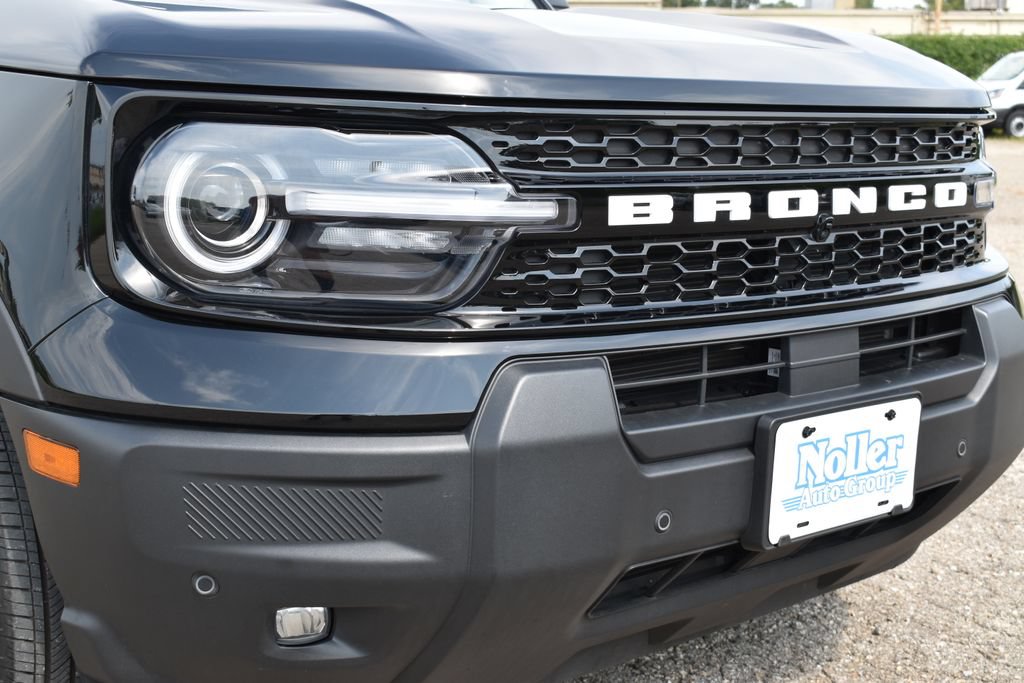 Certified 2025 Ford Bronco Sport Outer Banks w/ Outer Banks Tech Package+ AWD/4WD image 5