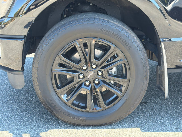 Certified 2025 Ford F150 Platinum w/ FX4 Off-Road Package AWD/4WD image 13