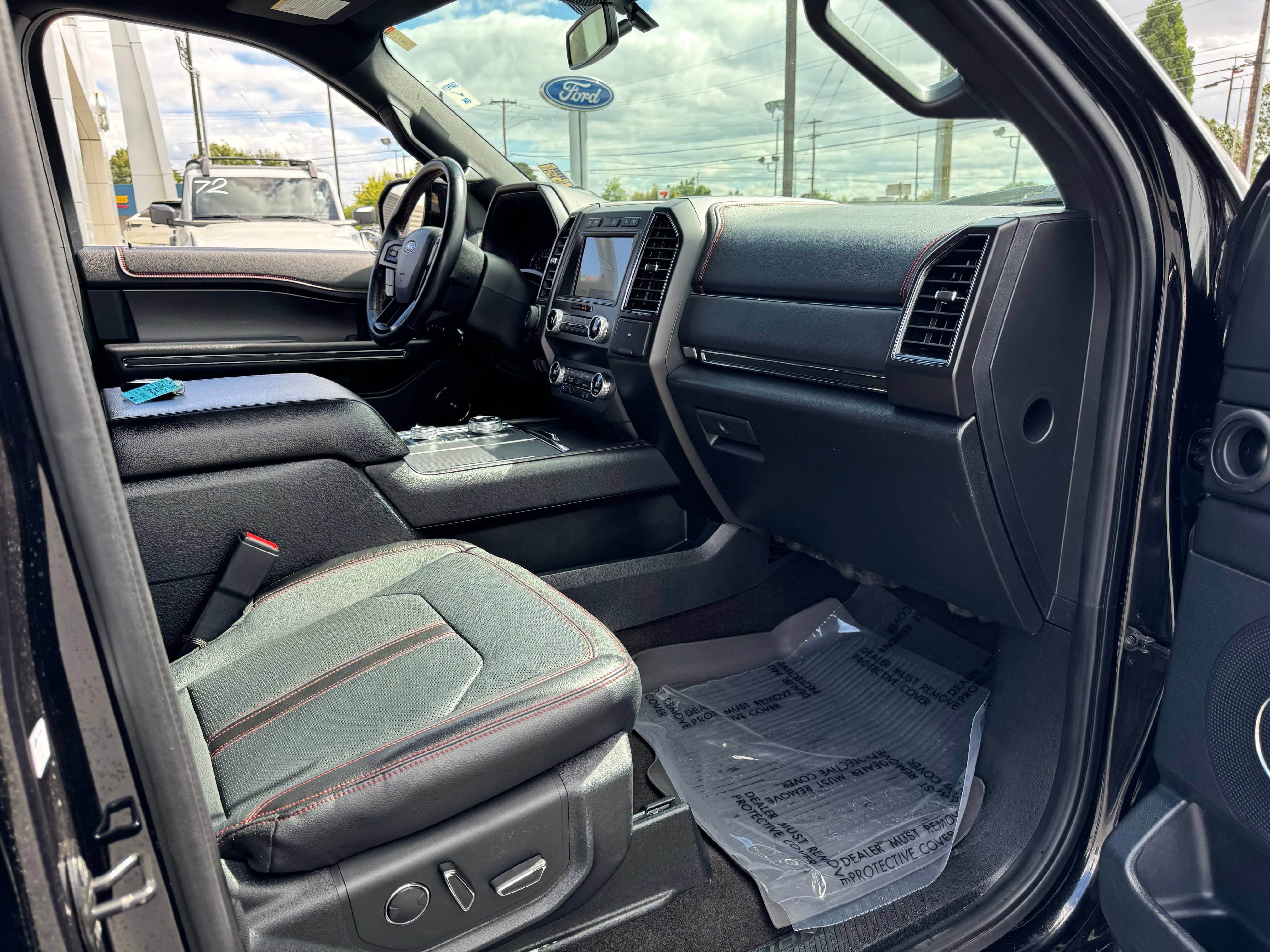 Certified 2020 Ford Expedition Limited w/ Equipment Group 303A AWD/4WD image 24