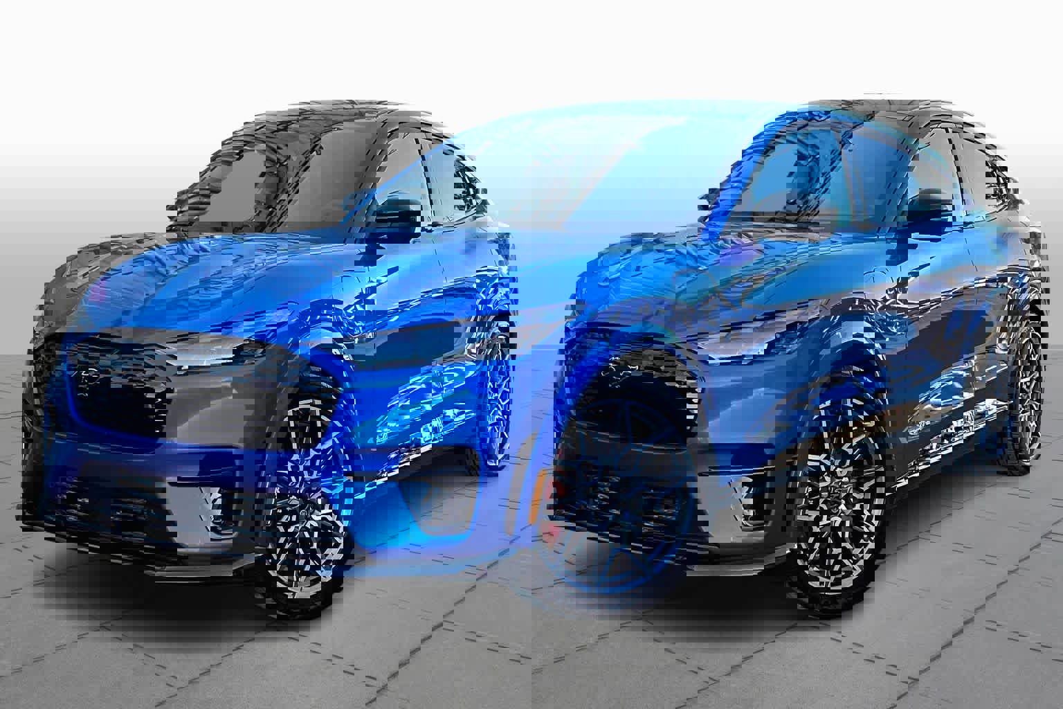 Certified 2025 Ford Mustang Mach-E GT image 34