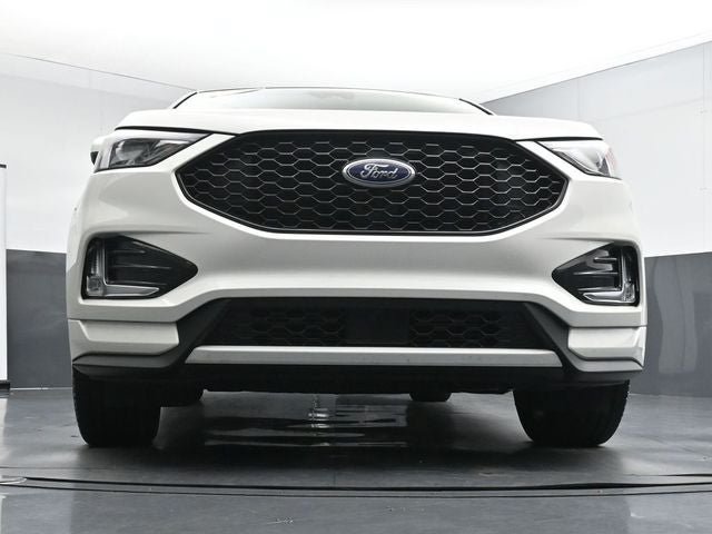 Certified 2024 Ford Edge ST-Line w/ Class II Trailer Tow Package AWD/4WD image 28