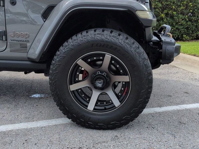 Used 2022 Jeep Wrangler Unlimited Rubicon w/ Xtreme Recon 35" Tire Package AWD/4WD image 11